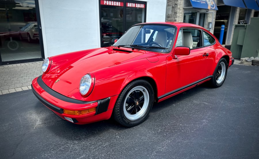 1988 Porsche 911 Carrera