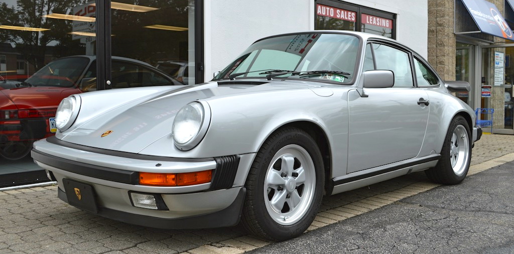 1989 Porsche 911 Carrera 2 25th Anniversary