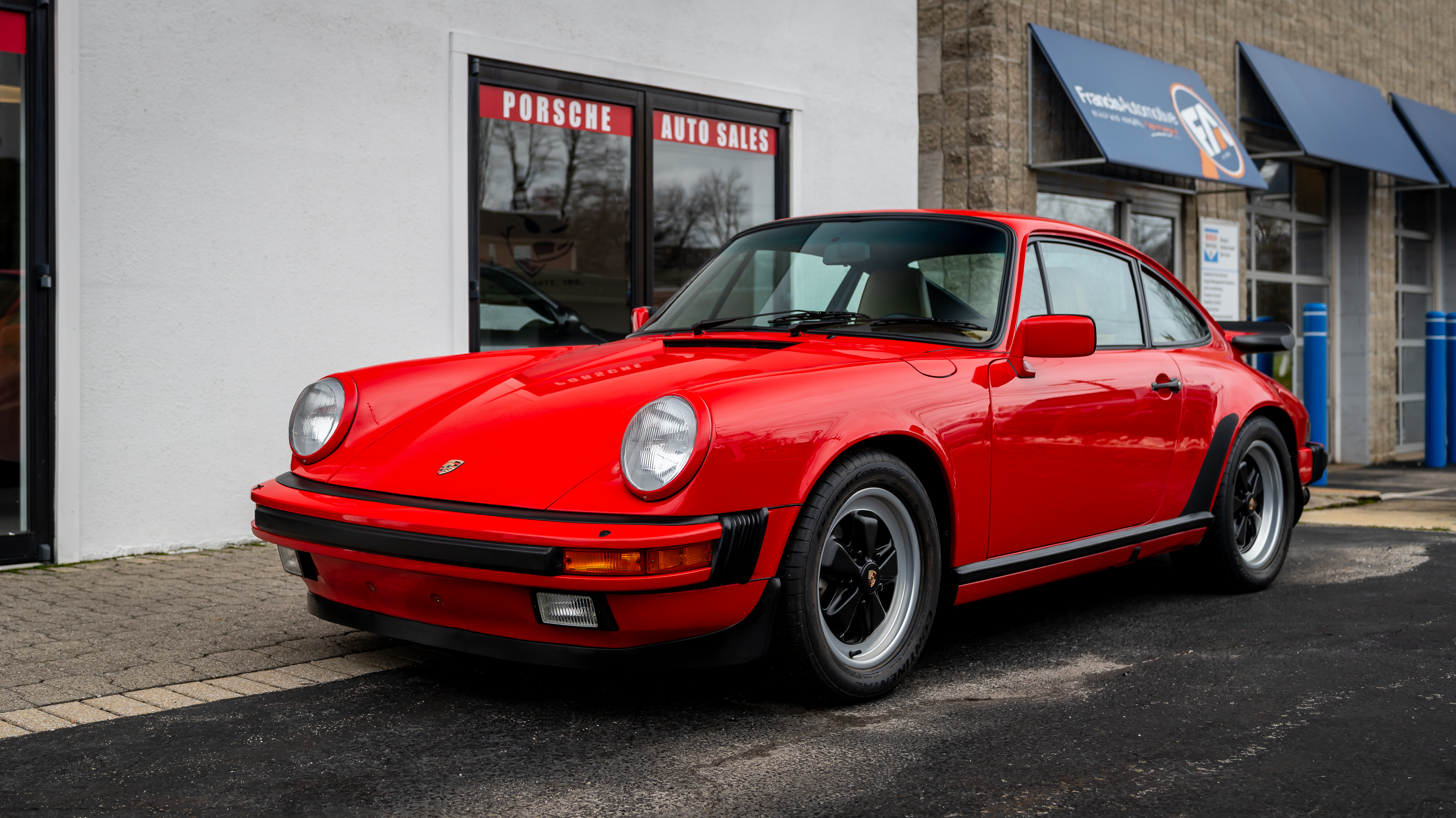1985 Porsche 911 Carrera 2