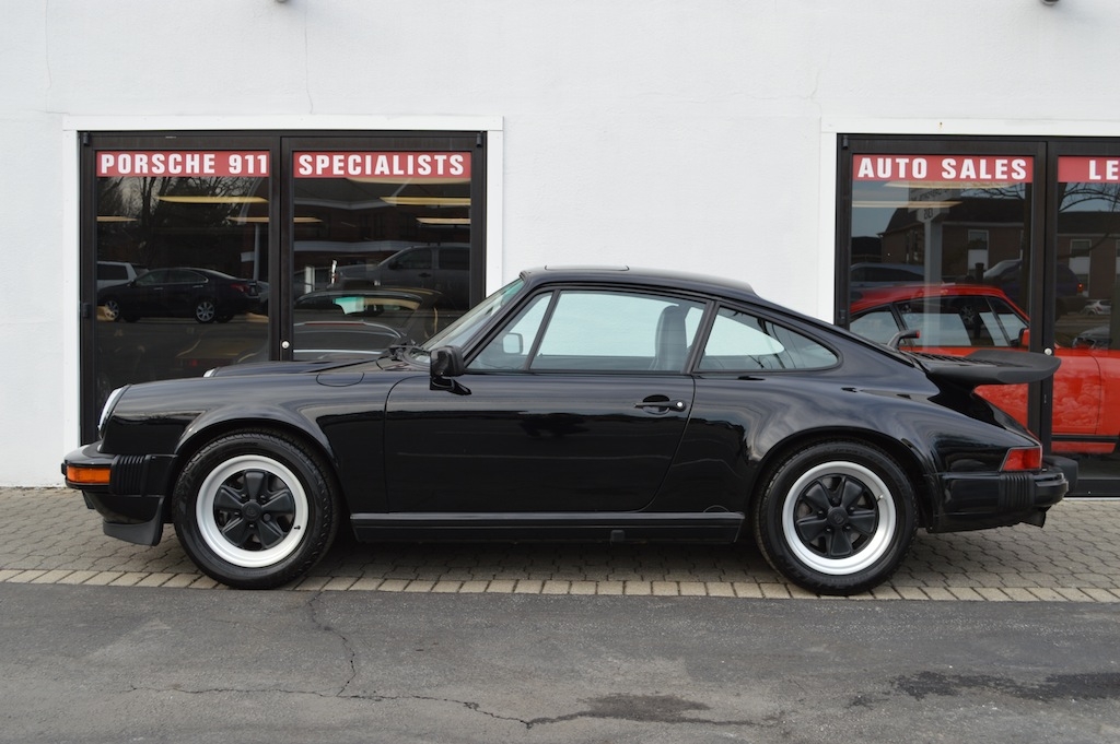 1987 Porsche 911 Carrera 2
