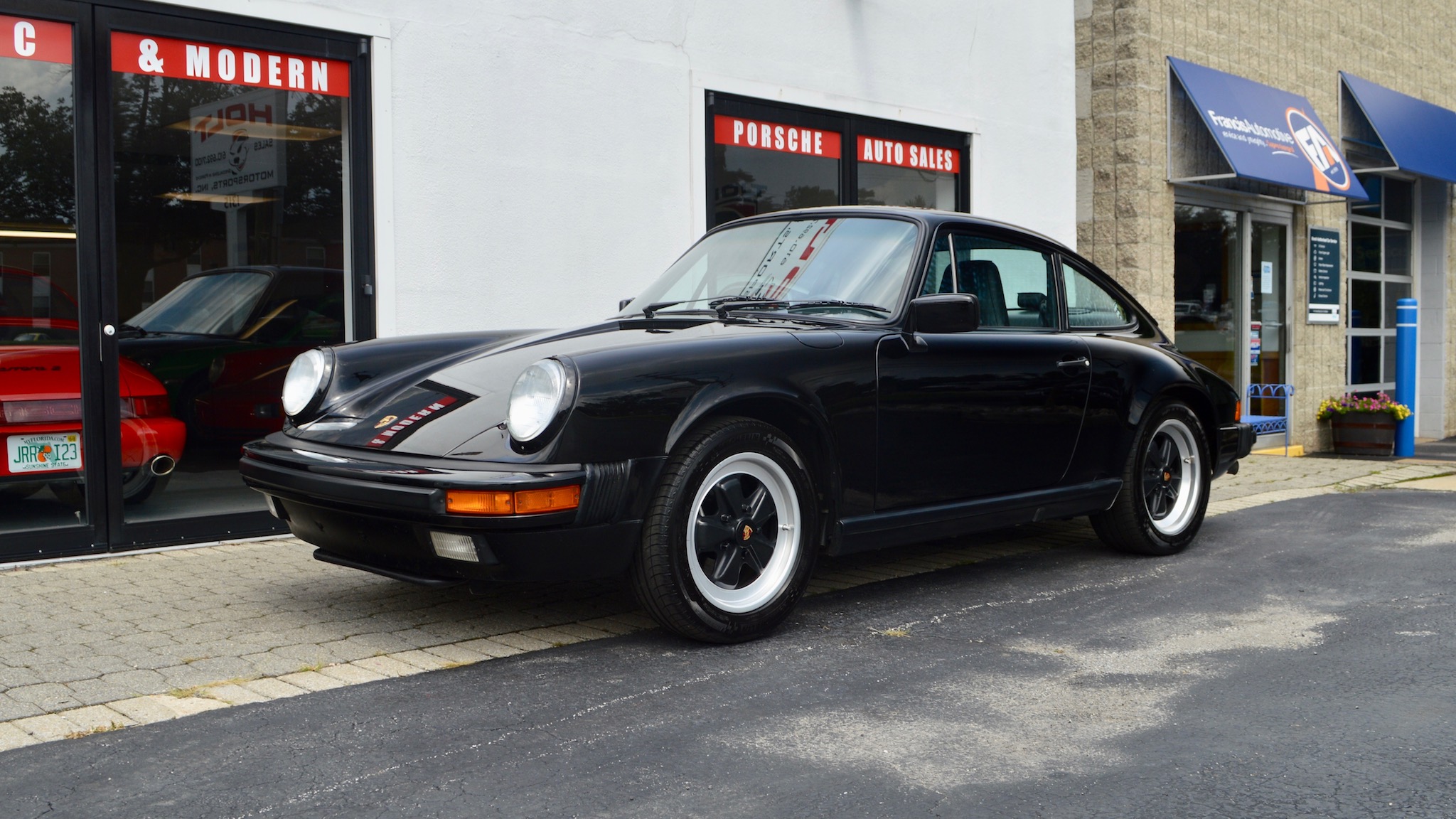 1987 Porsche 911 Carrera 2