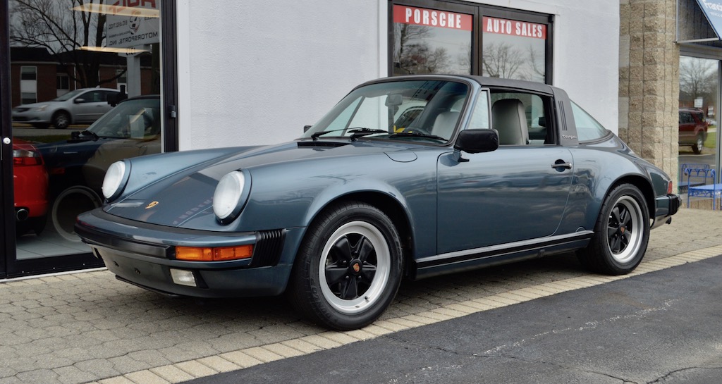 1987 Porsche 911 Carrera 2