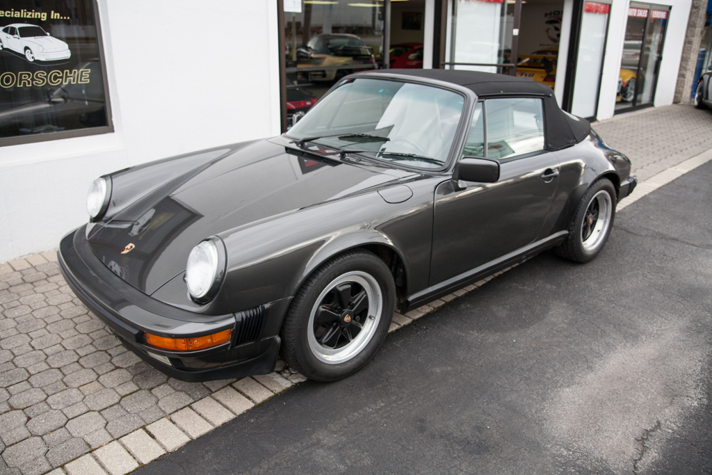 1989 Porsche 911 Carrera 2