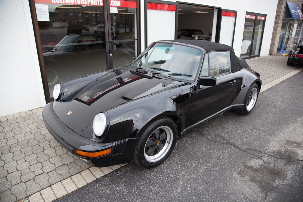 1989 Porsche 911 Carrera 2 M470 Turbo Look