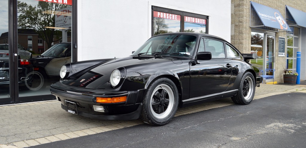 1984 Porsche 911 Carrera 2