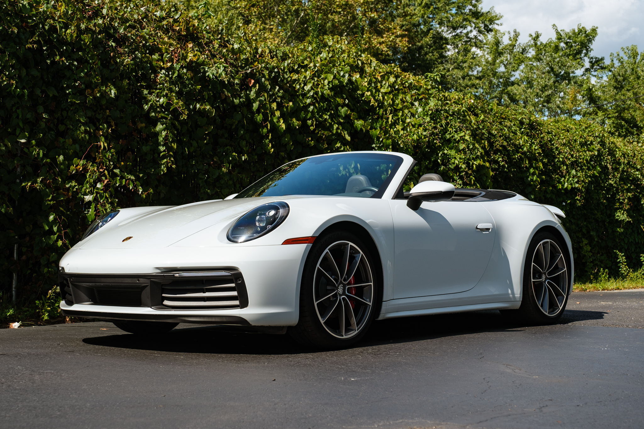 2020 Porsche 911 Carrera 2