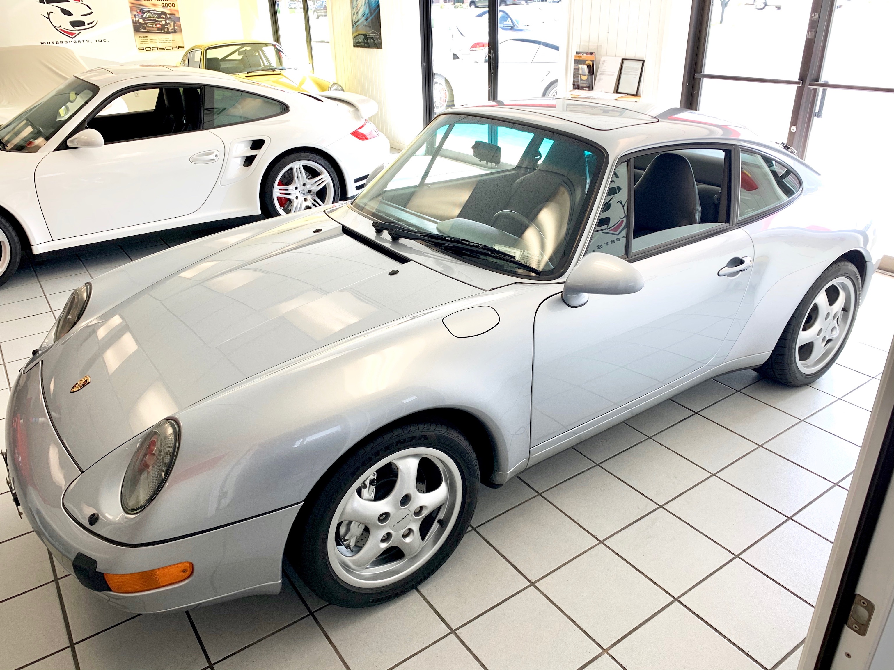 1995 Porsche 911 Carrera 4