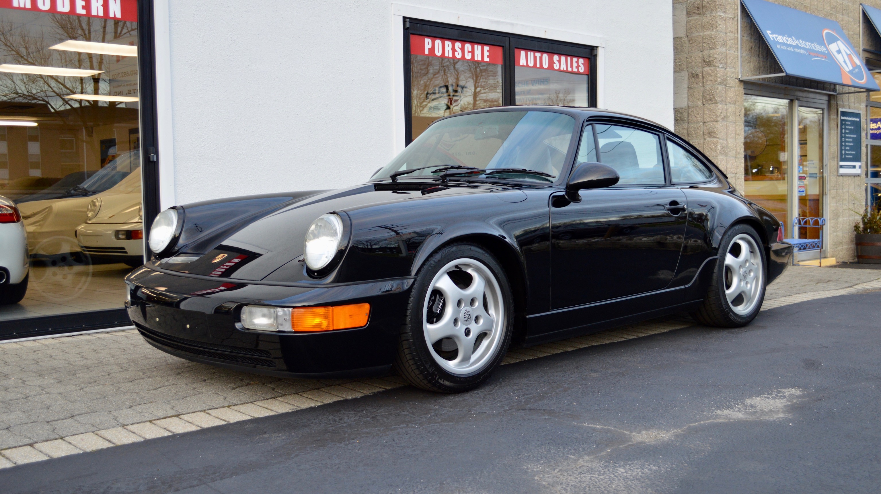 1992 Porsche 911 Carrera 2